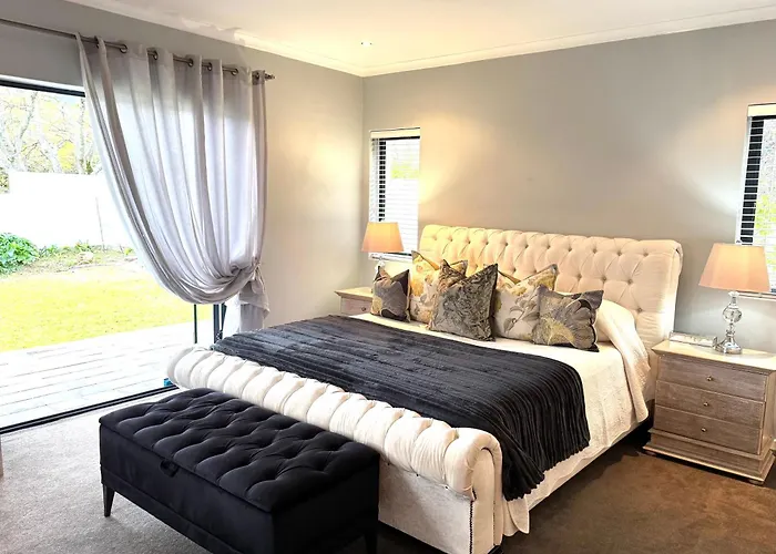 10onErika Franschhoek