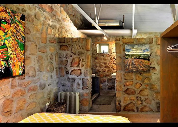 Umami Mountain Retreat
